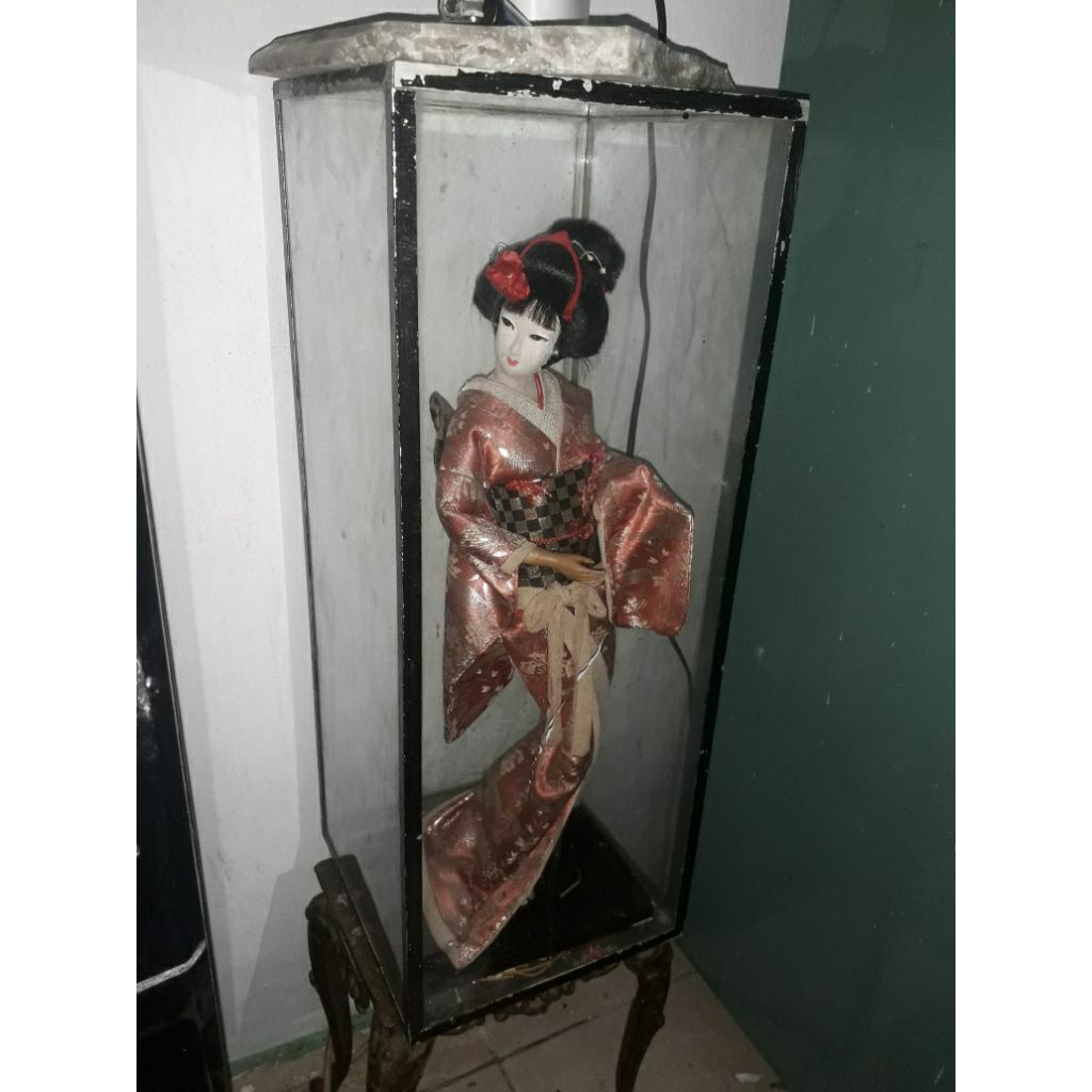 pajangan boneka geisha