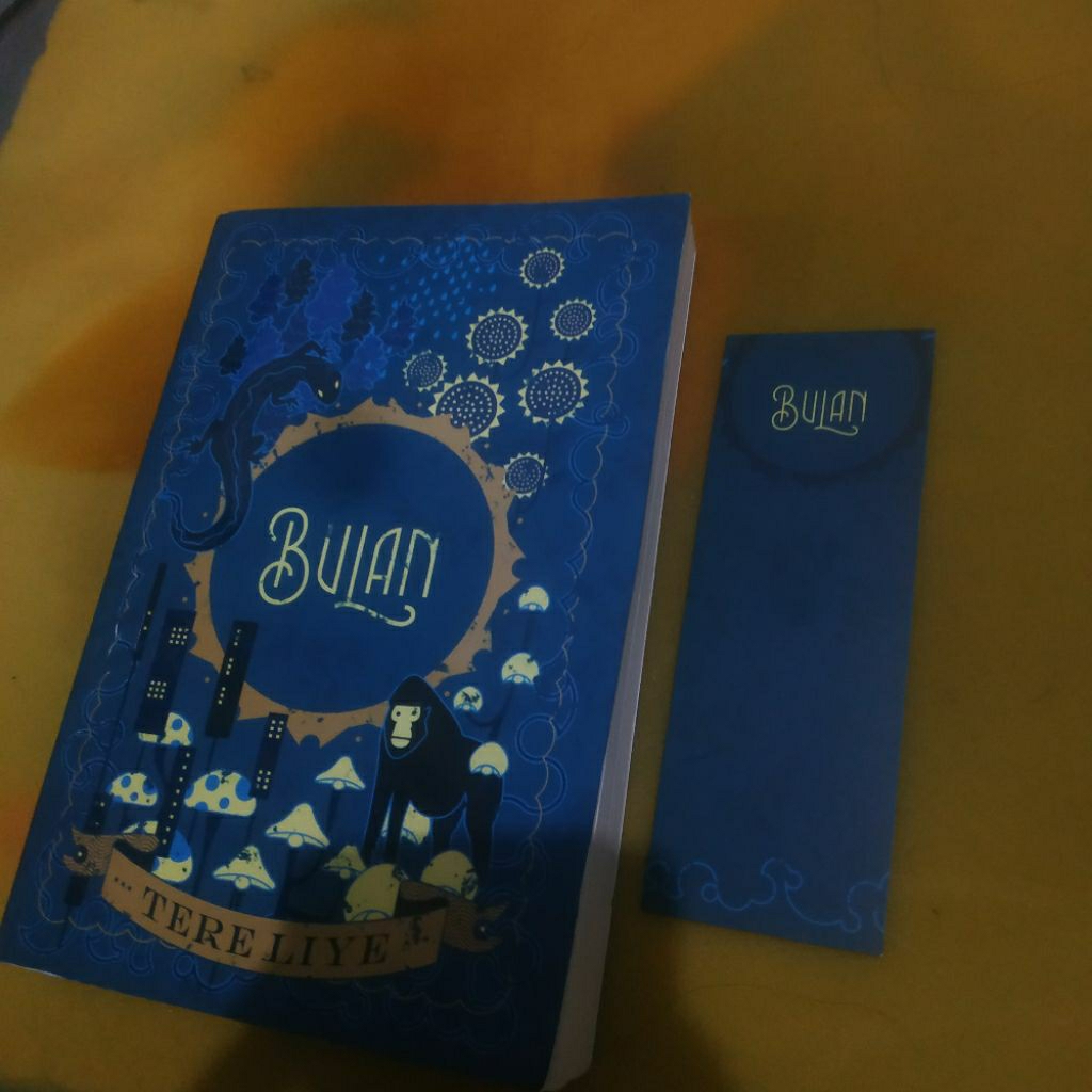 (Preloved) Novel "Bulan" karya Tere Liye, original