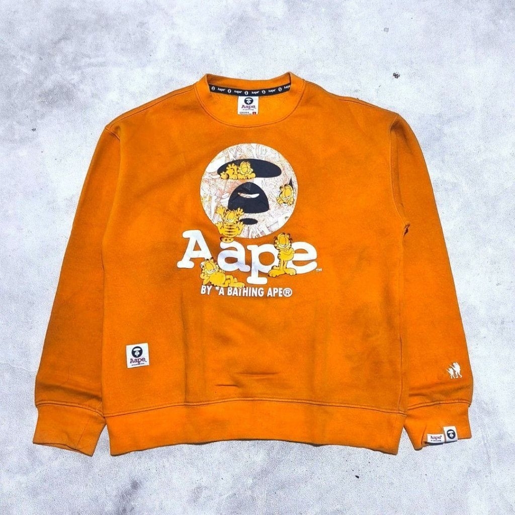 Sweater crewneck aape x grafield orange