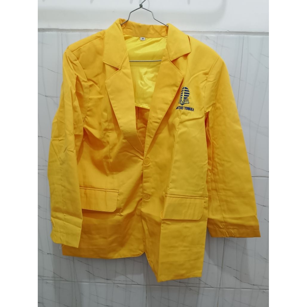 Almamater Kampus Size M Preloved