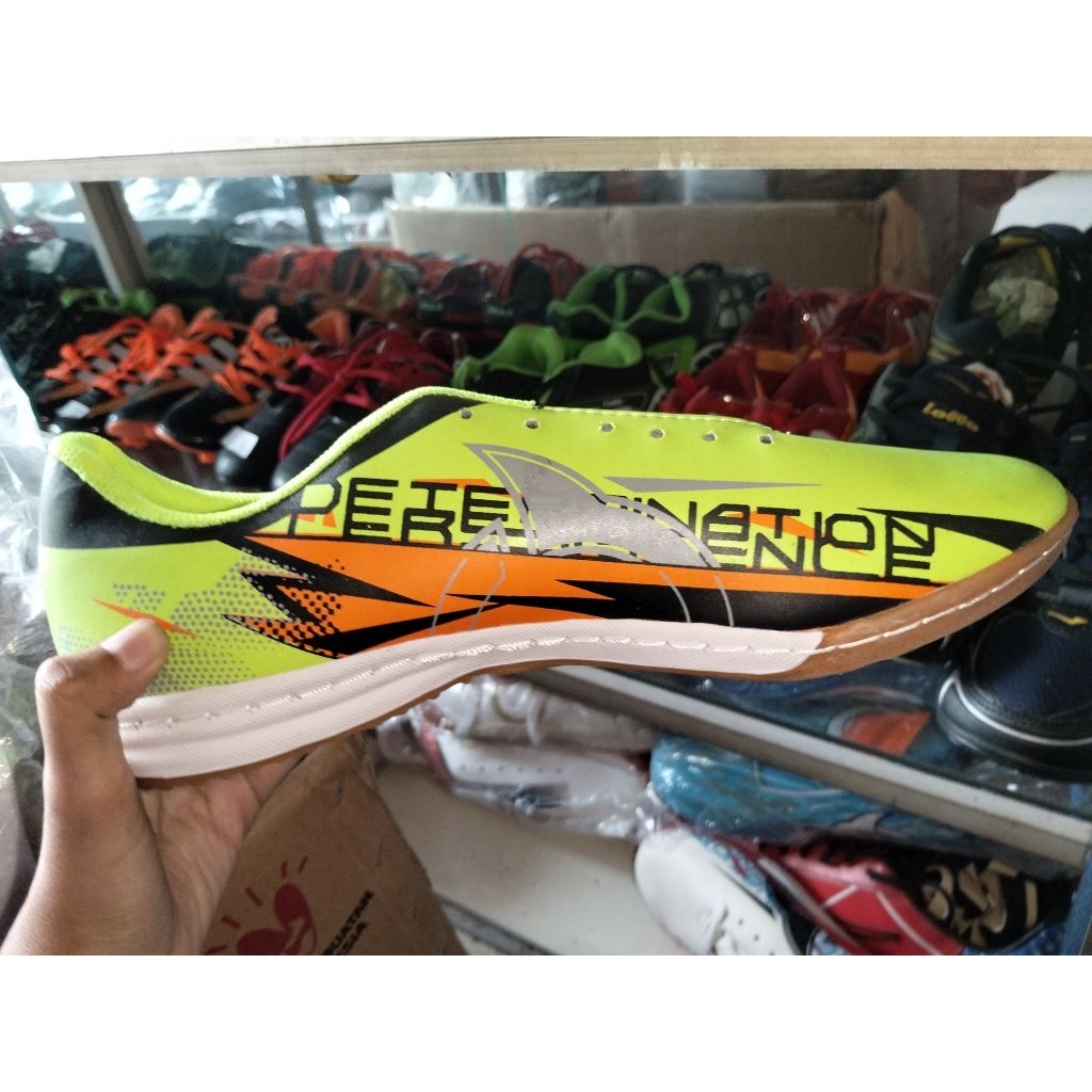 Sepatu futsal ortus original