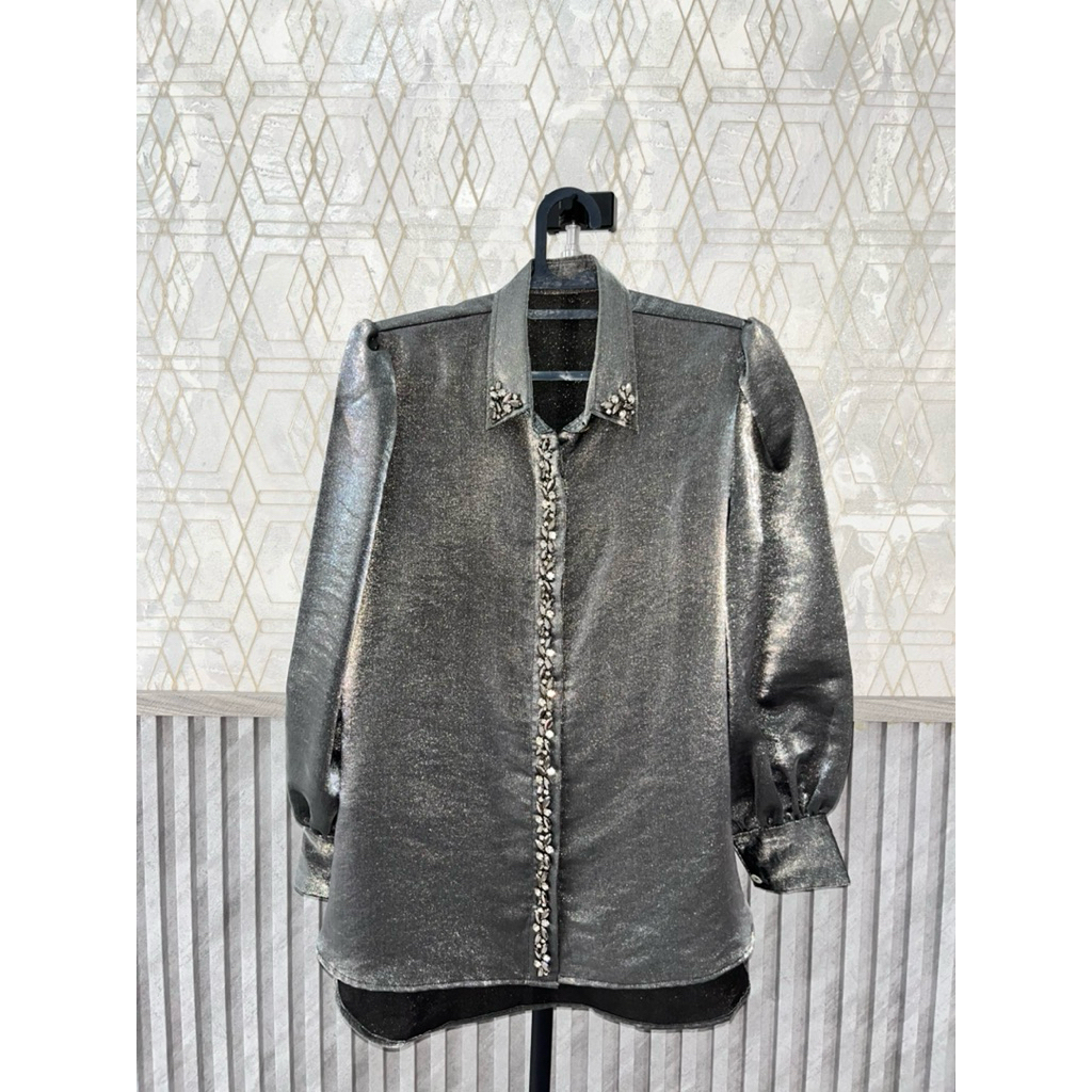 Preloved Benang Jarum Couture Metallic Gray Blouse