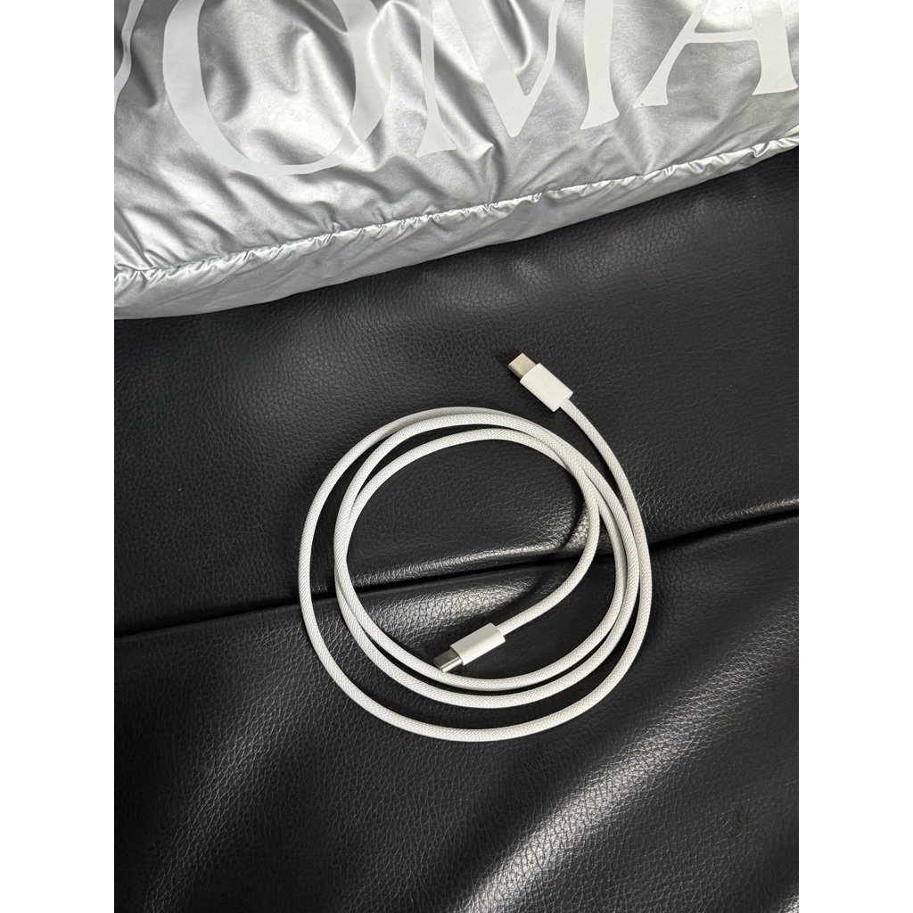 charger iPhone 17 type c original