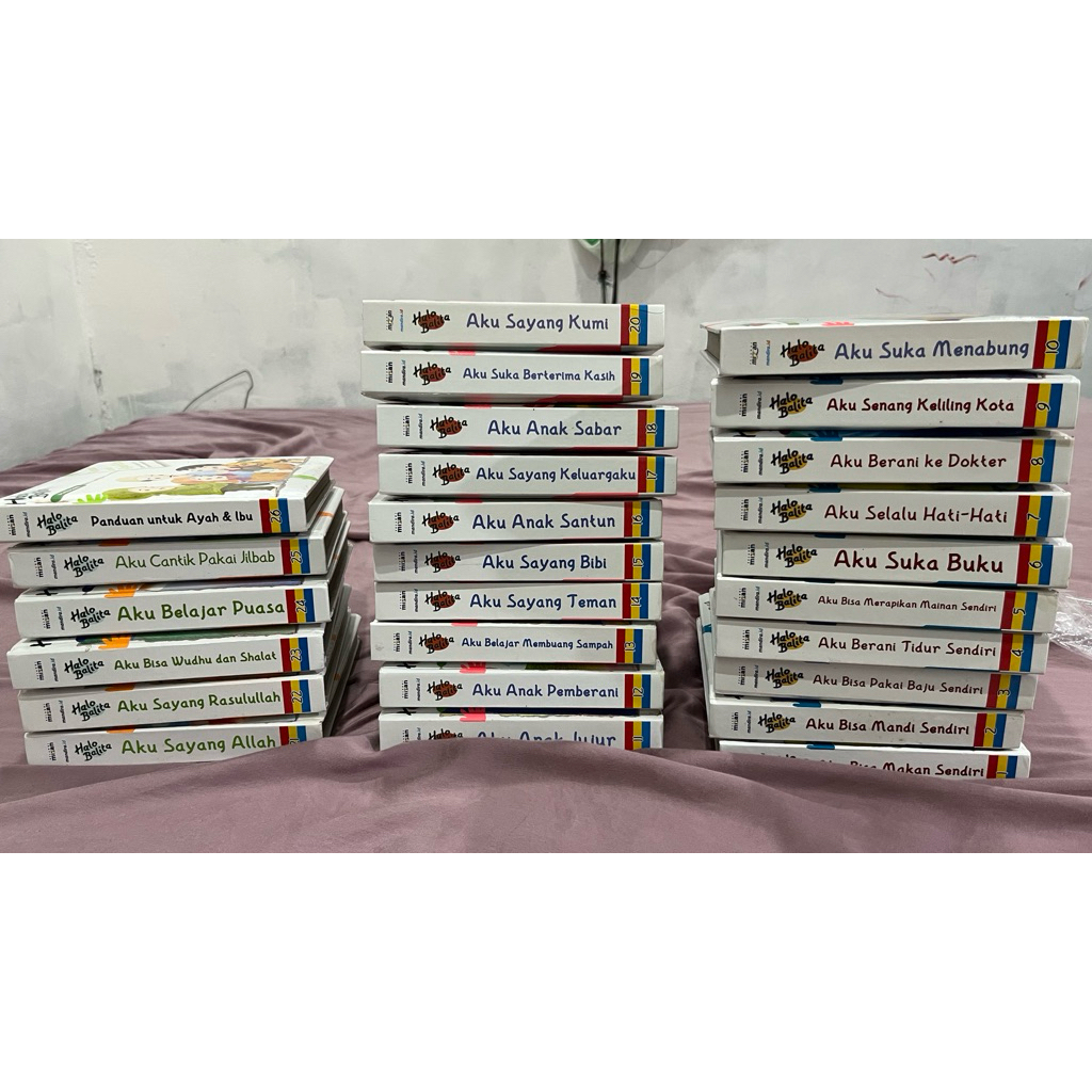 (Preloved) Buku Halo Balita 26 pcs