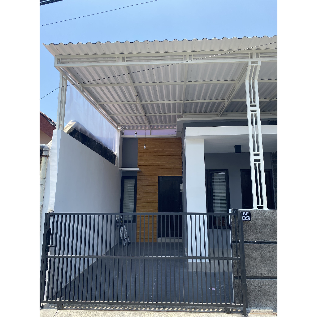Kanopi depan rumah atap dingin