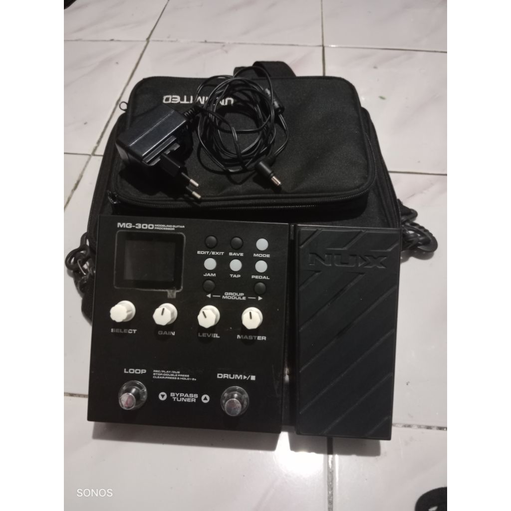 Nux mg300