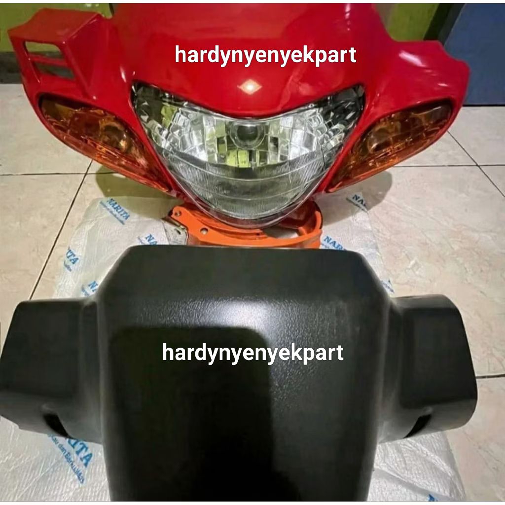 batok set depan belakang+lampu depan+sein Suzuki Satria hiu 2tak 120cc warna merah maroon