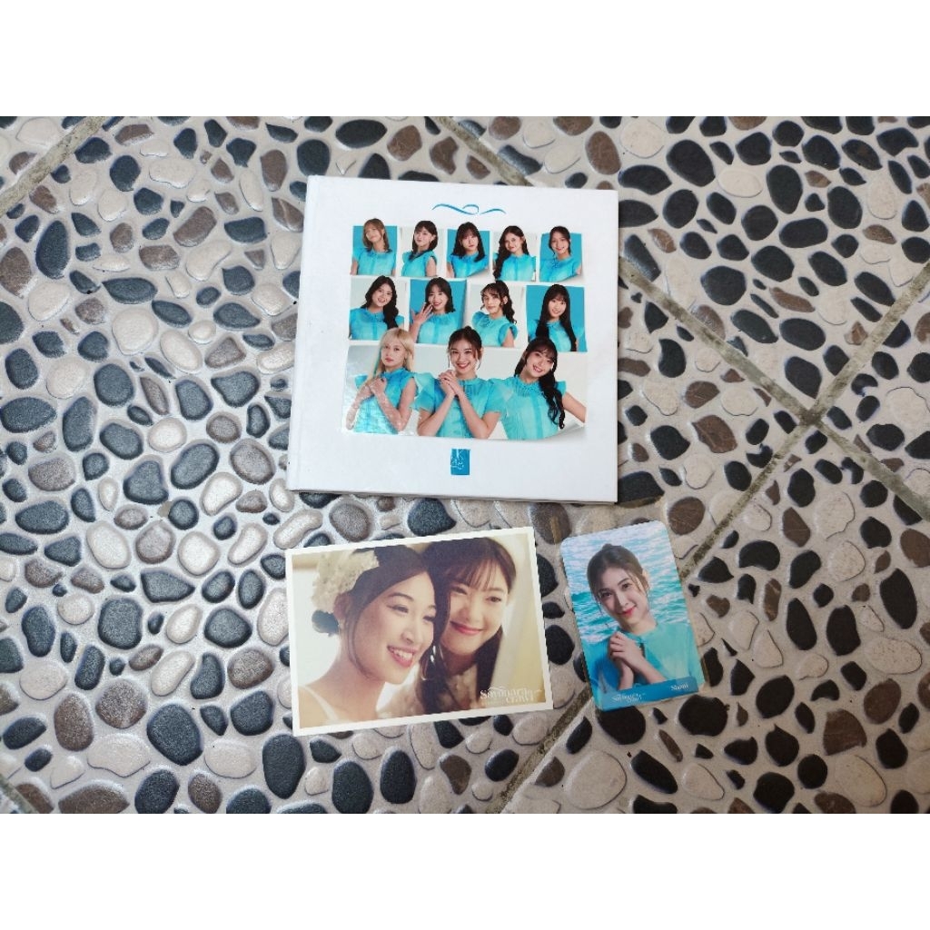 merchandise sayonara crawl