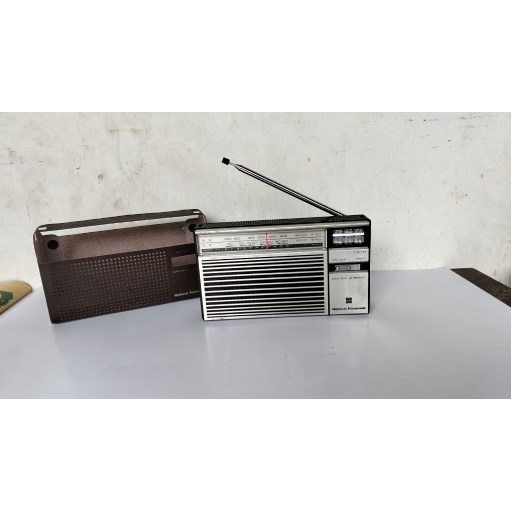 radio jadul national panasonic.