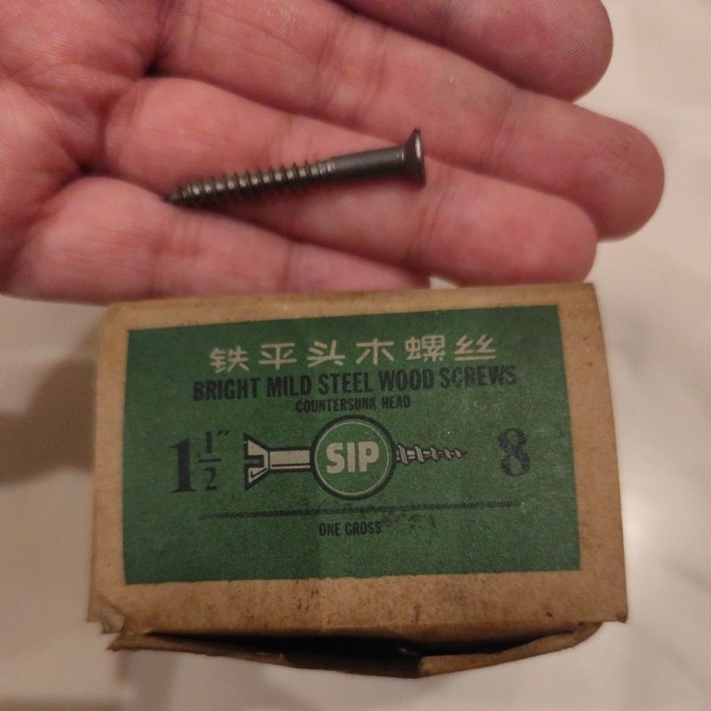 SIP Sekrup Kayu 1 1/2" x 8 – Sekrup Baja Ringan Wood Screw per Box