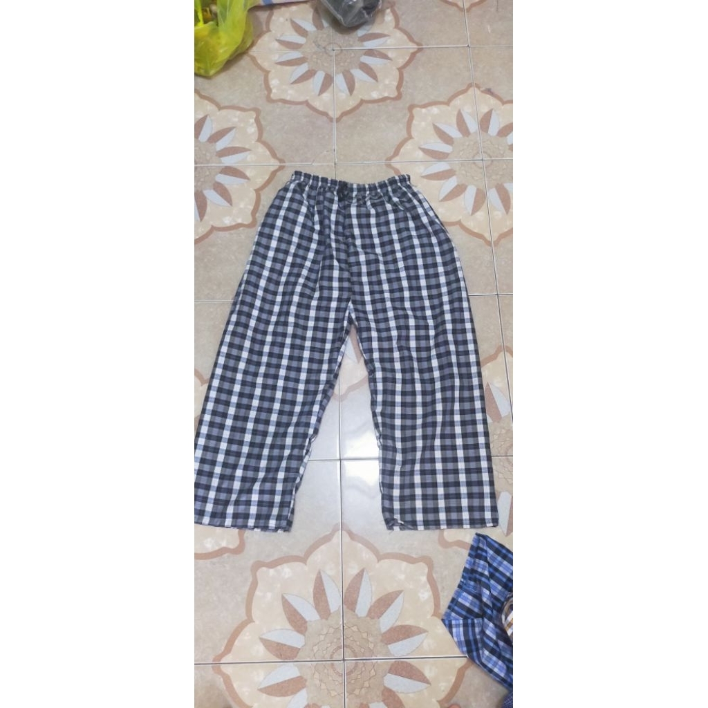 CELANA KOTAK-KOTAK PANJANG WANITA