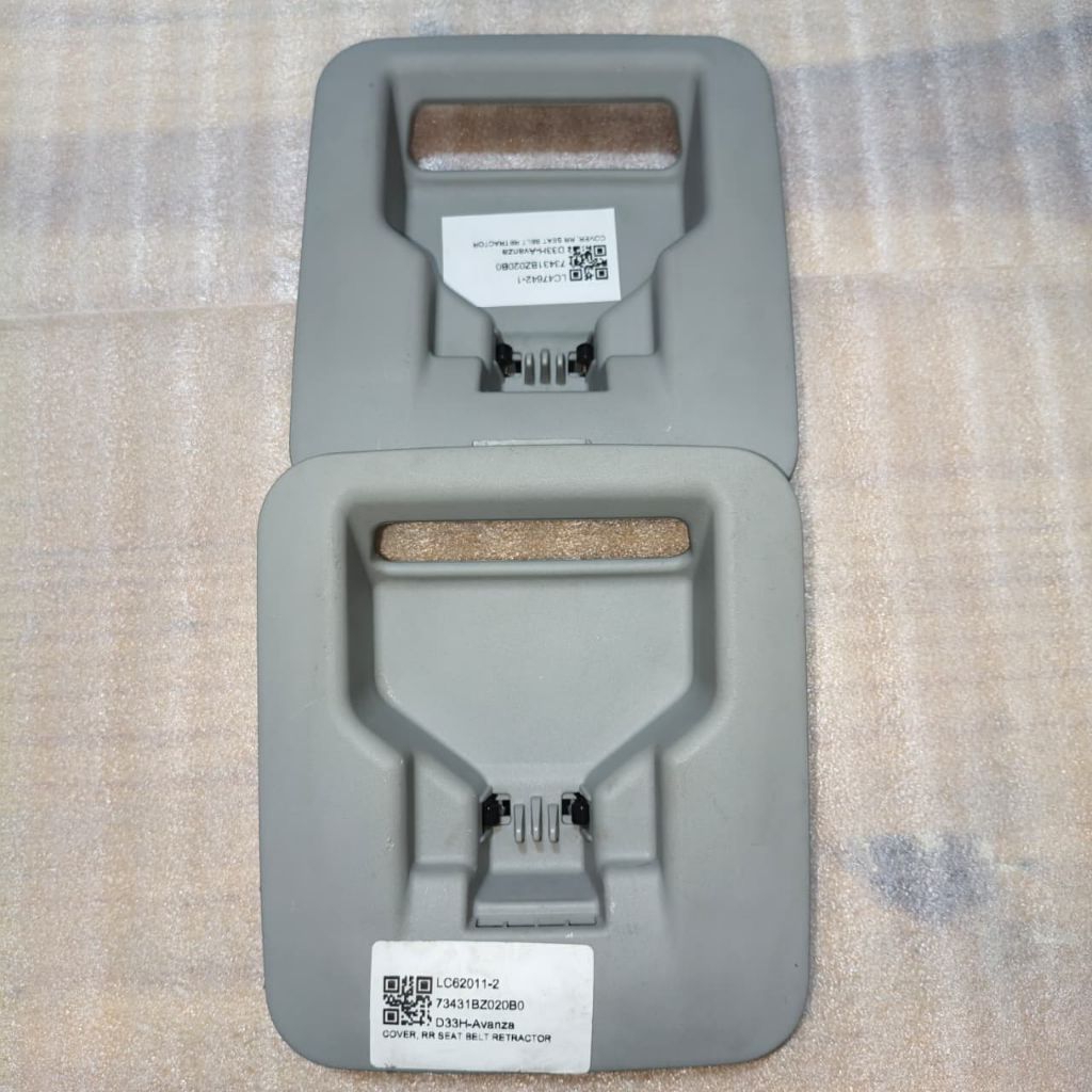 Cover Seat Belt Toyota Avanza Veloz 2022 Up Original