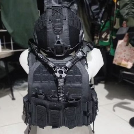 1set bodyvest rajawali/helm tactical/talisandang paracord