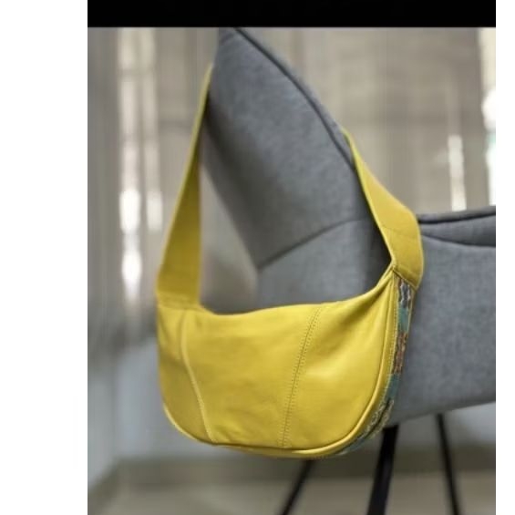 Tas Selempang Kulit Domba - ANGELA