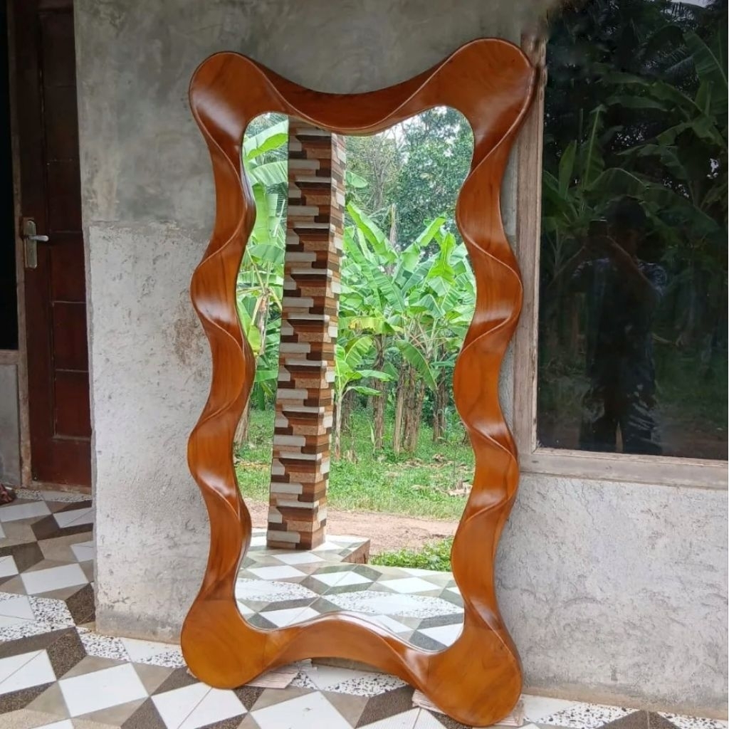 Cermin dinding pigura kaca cermin berdiri bingkai kaca kayu jati