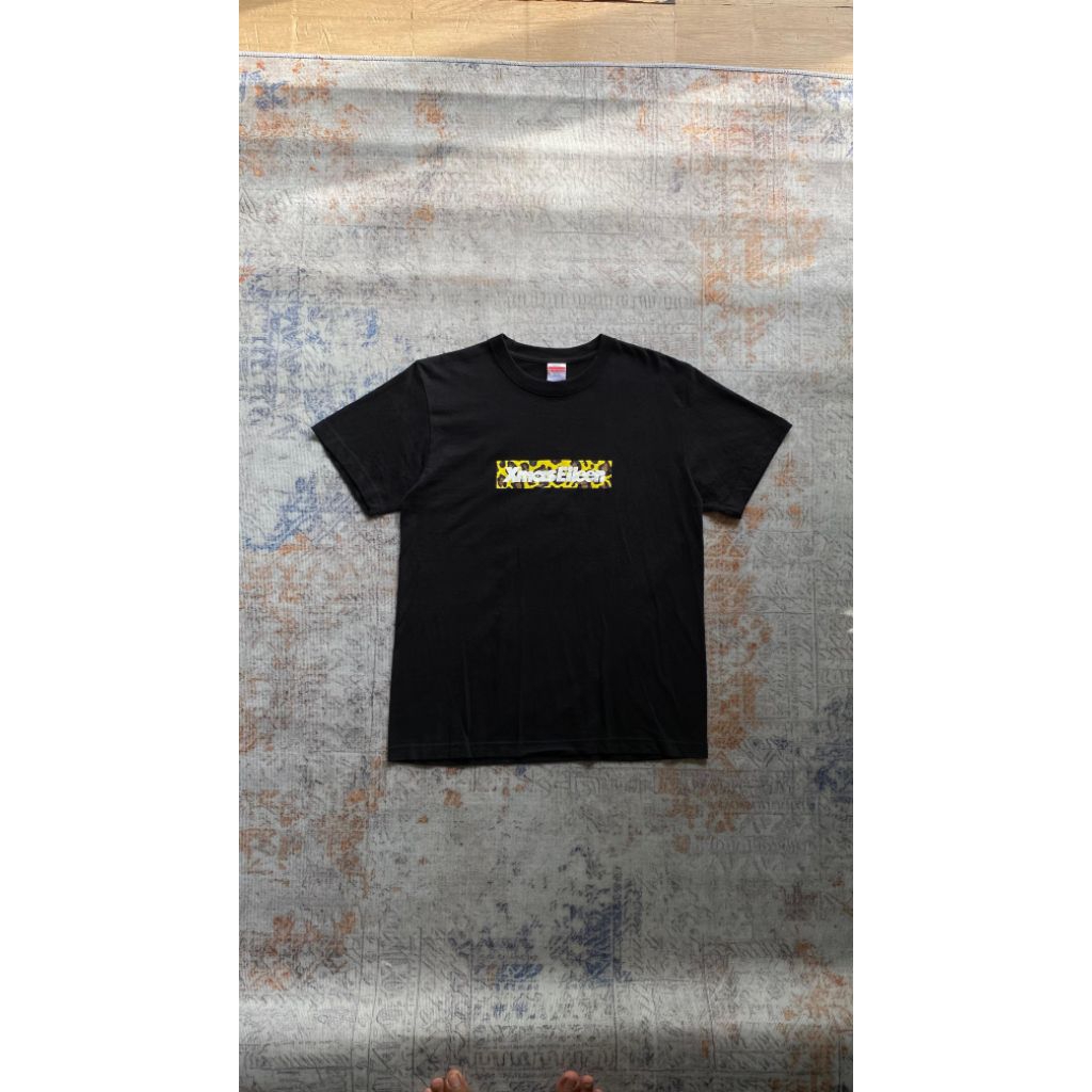 Xmas Eileen kaos band Jepang