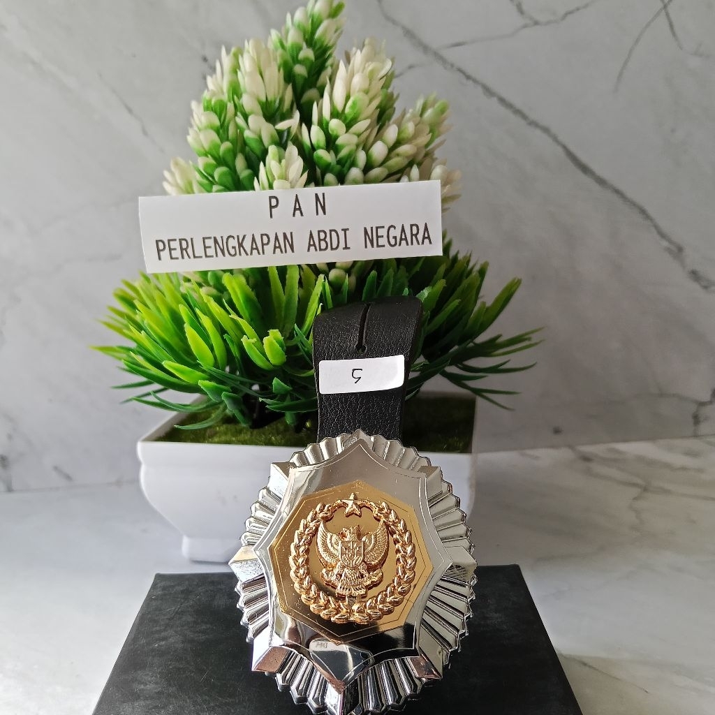 Tanda jabatan imipas Eslon 5 Mewah