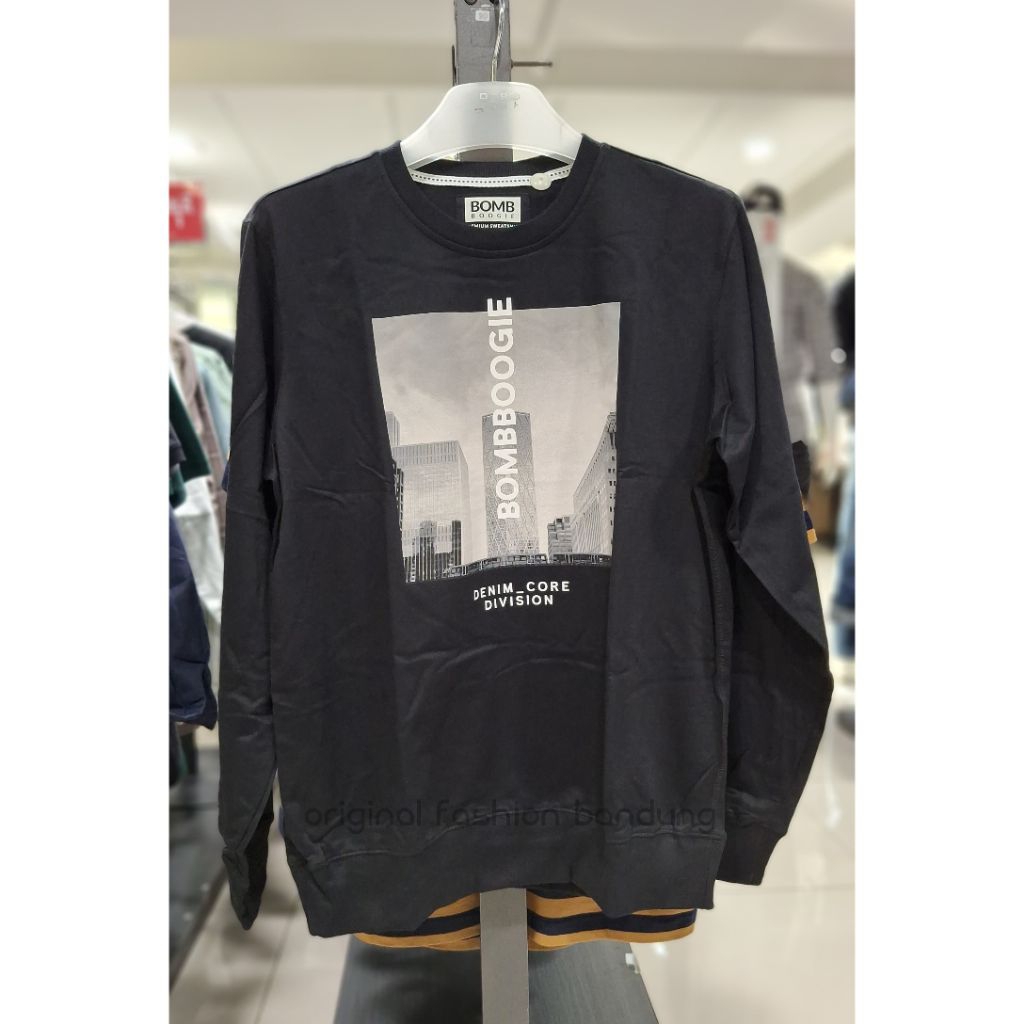 BOMBBOOGIE Sweater Pria Warna Hitam Bombboogie Original