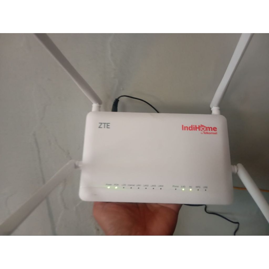 ont ZTE F6600p antena 4 5g port biru