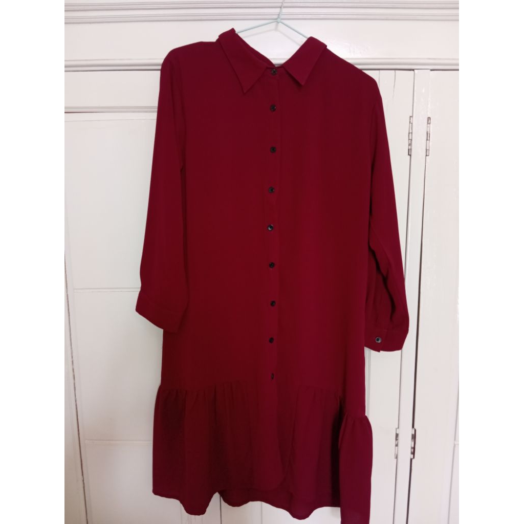 Tunik Heaven Lights size L warna merah maroon