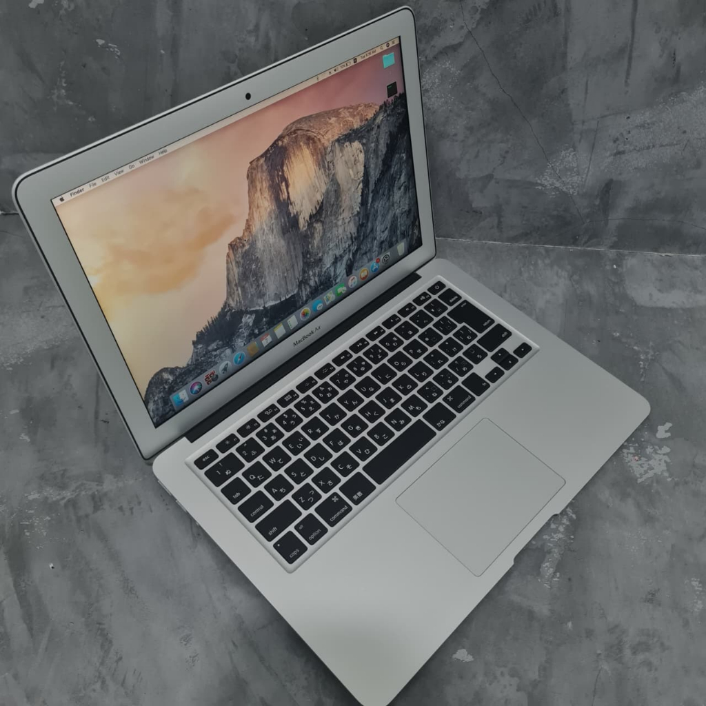 Macbook Air 2017 Core i5 Ram 8GB SSD 256GB