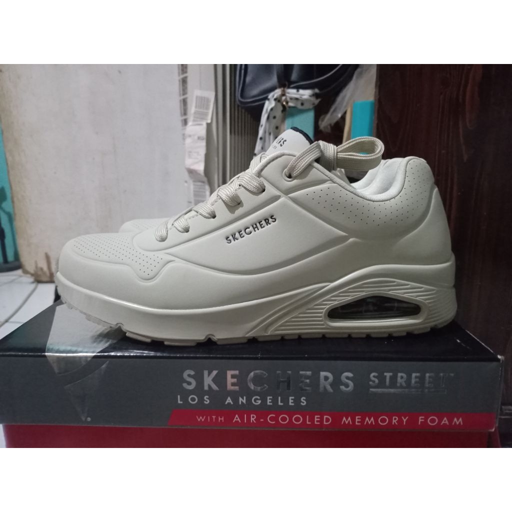 Sepatu Skechers Street Los Angeles Size 43