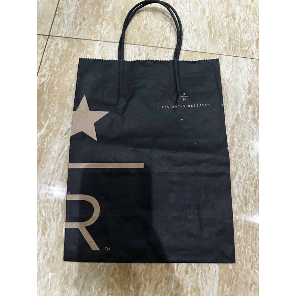 paperbag Starbucks reserve