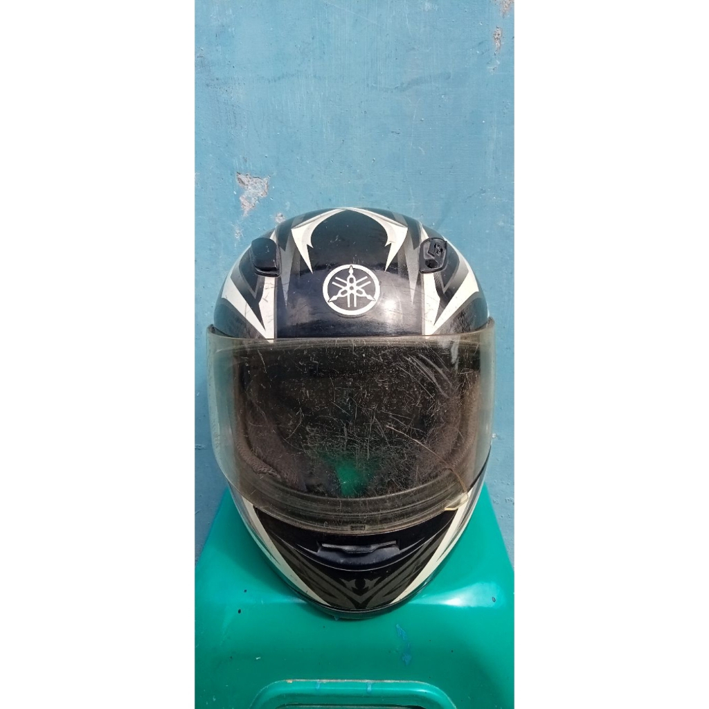 Helm Full Face Yamaha Edge