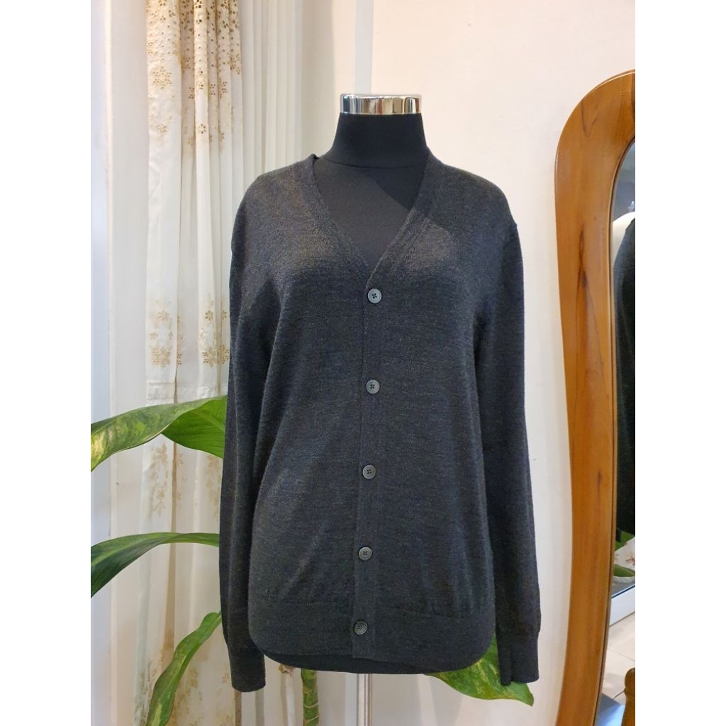 Cardigan Rajut Uniqlo