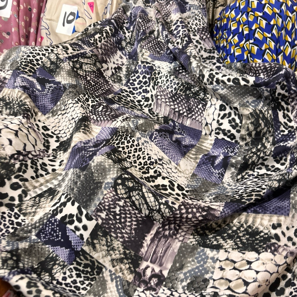 Bahan Kain Satin Silk Motif Perca Kulit Macan & Ular - Kain Meteran High Quality untuk Tunik, Kaftan