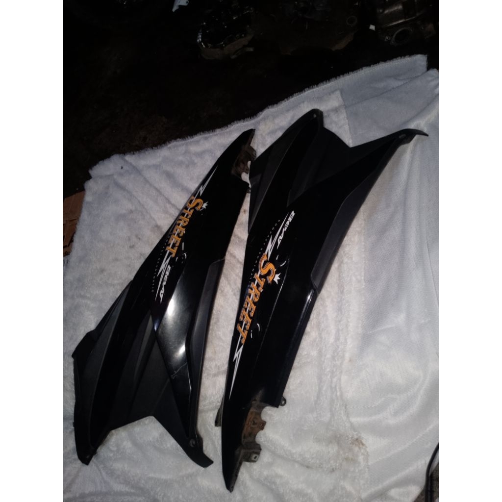 cover body belakang Honda beat deluxe 2020-2023 bisa di tayangkan warna lain juga bekas original cop