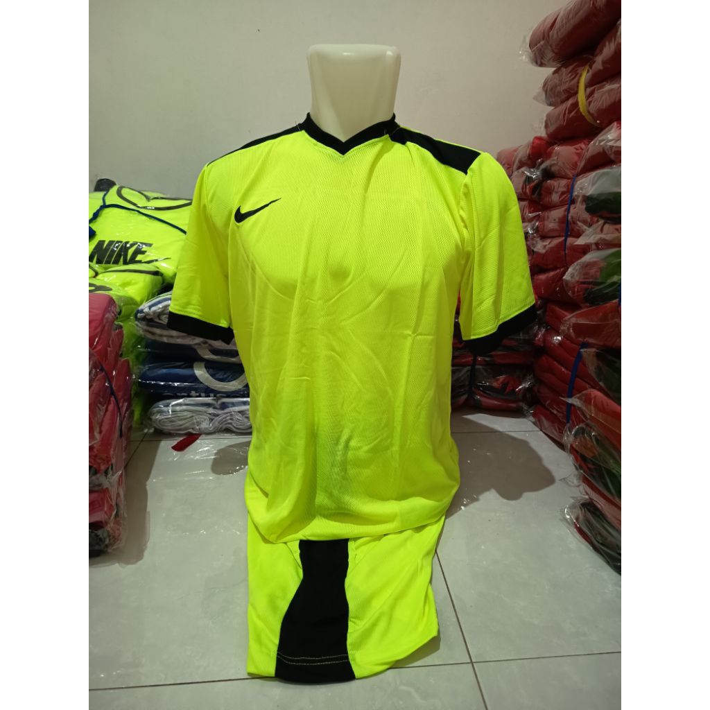 Kostim bola- baju sepakbola/futsal lusinan