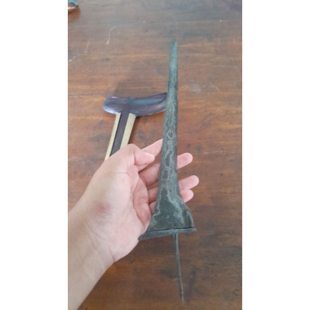keris tua kuno