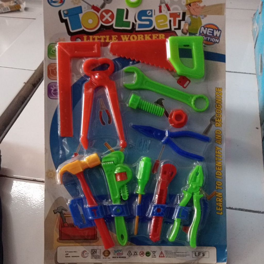 mainan perkakas