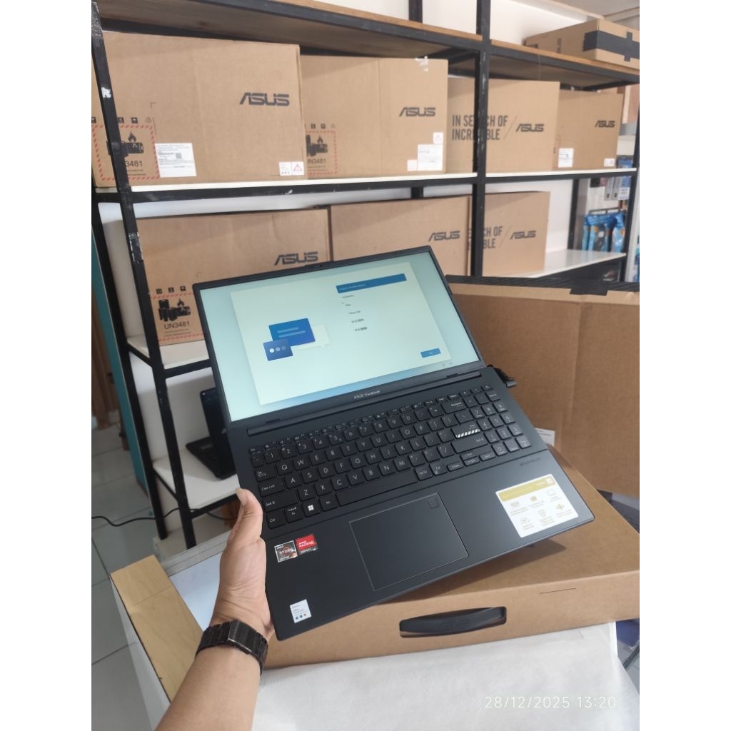 ASUS VIVOBOOK GO 15 E1504FA RYZEN 3