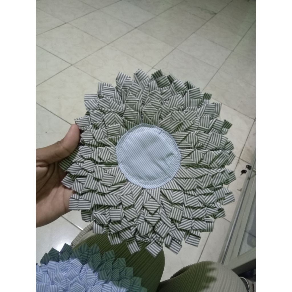 Tatakan gelas/piring/vas bunga bahan kain perca