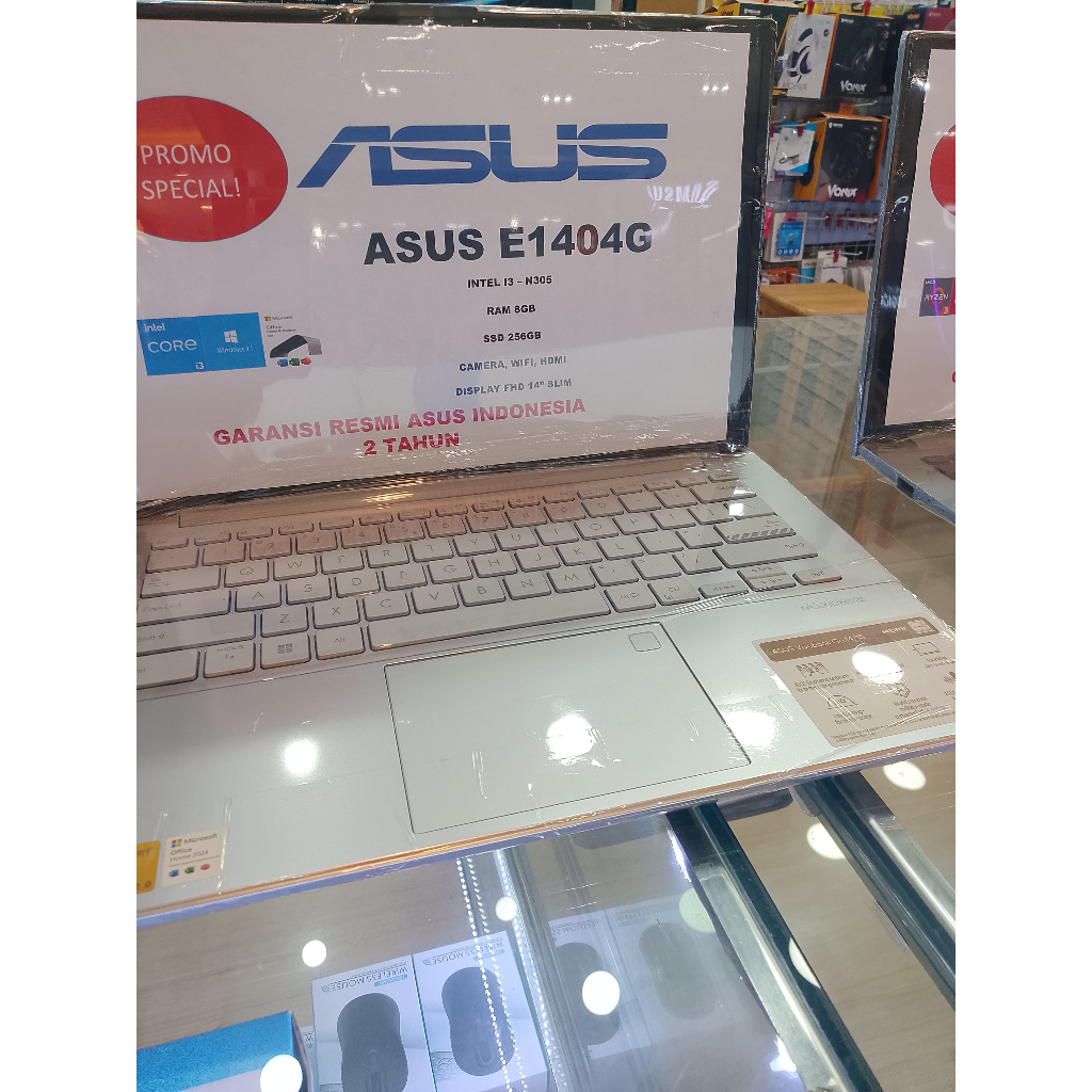 ASUS VIVOBOOK E1404FA I3