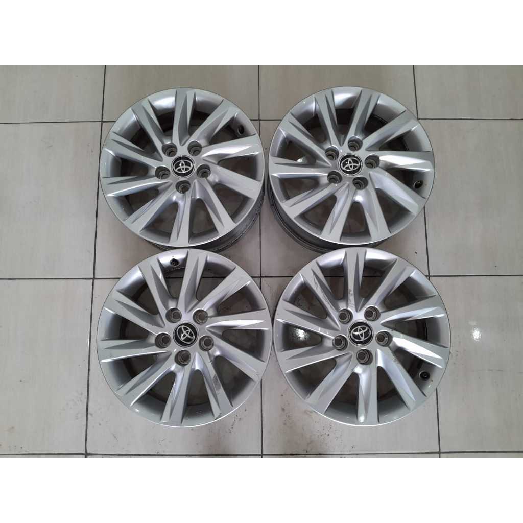 Velg Copotan Mobil Ring 16 INNOVA ZENIK Baut 5 Murah Second R16x6 Pcd 5x114 SILVER