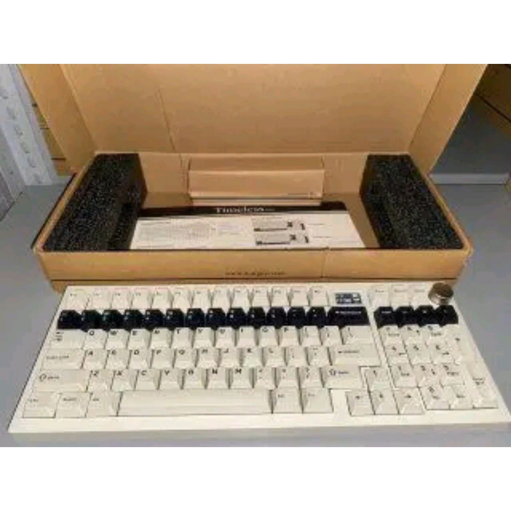 keyboard noir timeless 1800 beige tactile