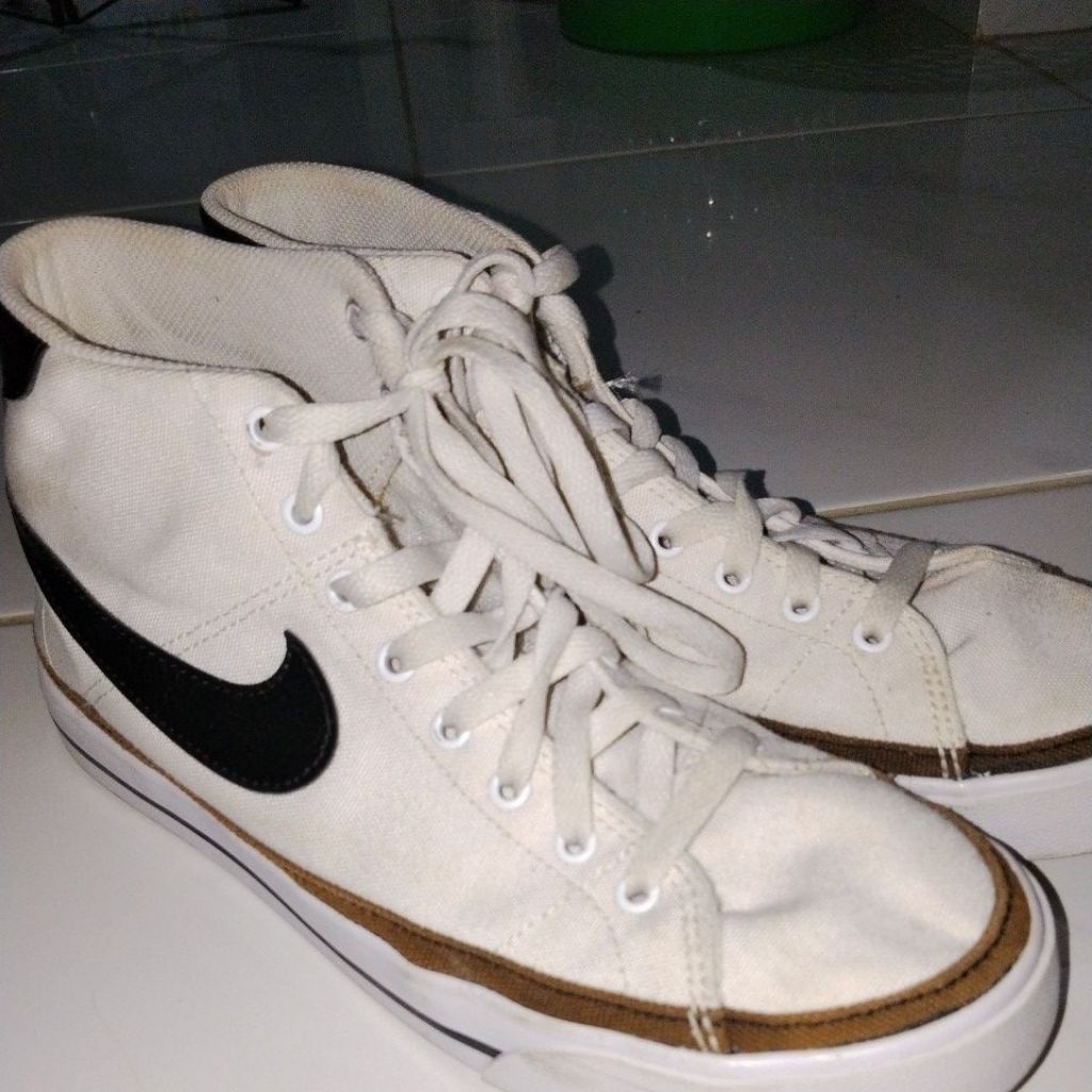 Nike Blazer