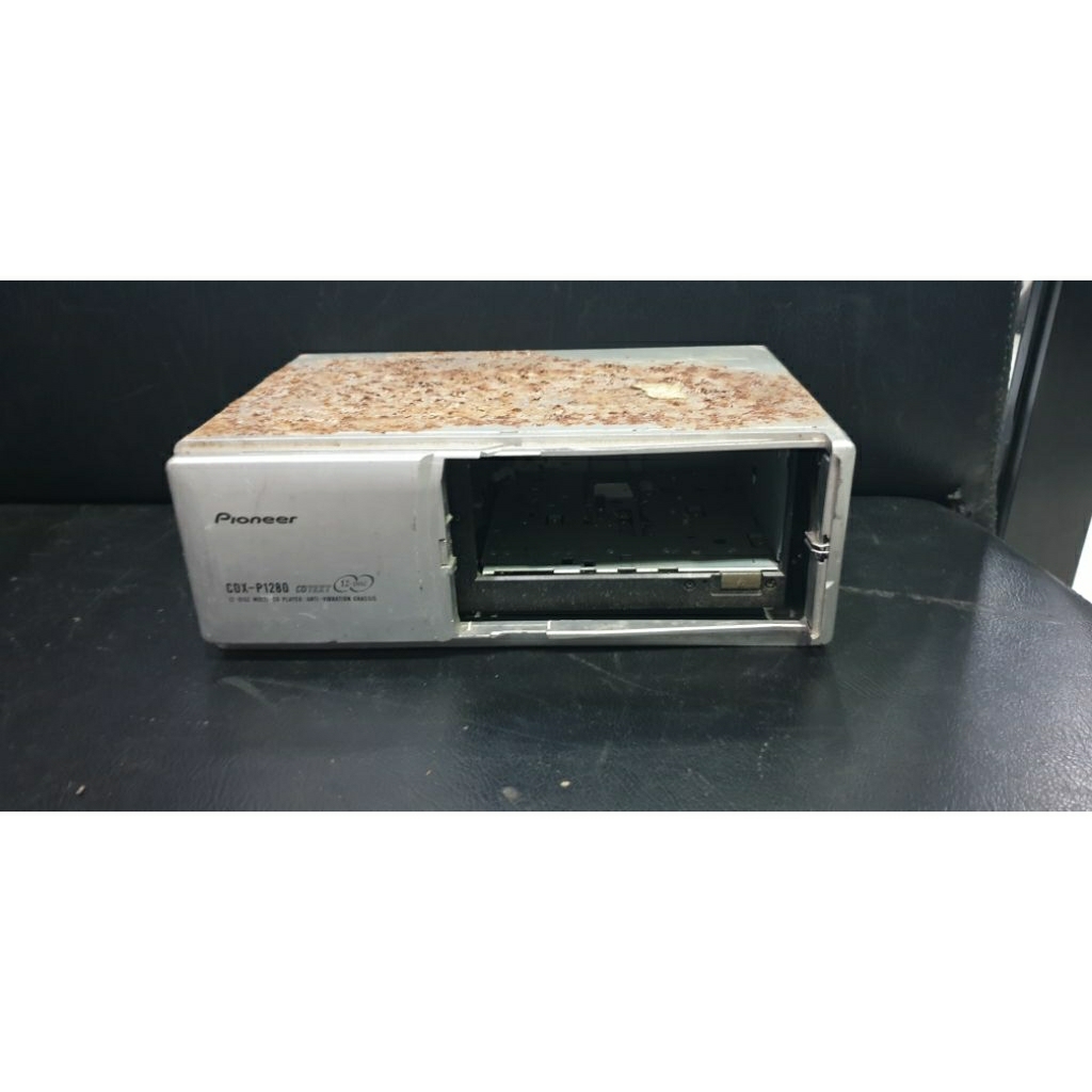 Cd changer Audio mobil jadul Pioneer CDX1280 tanpa magazine kondisi rusak