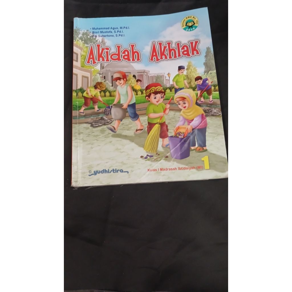 Akidah akhlak madrasah ibtidaiyah kelas 1