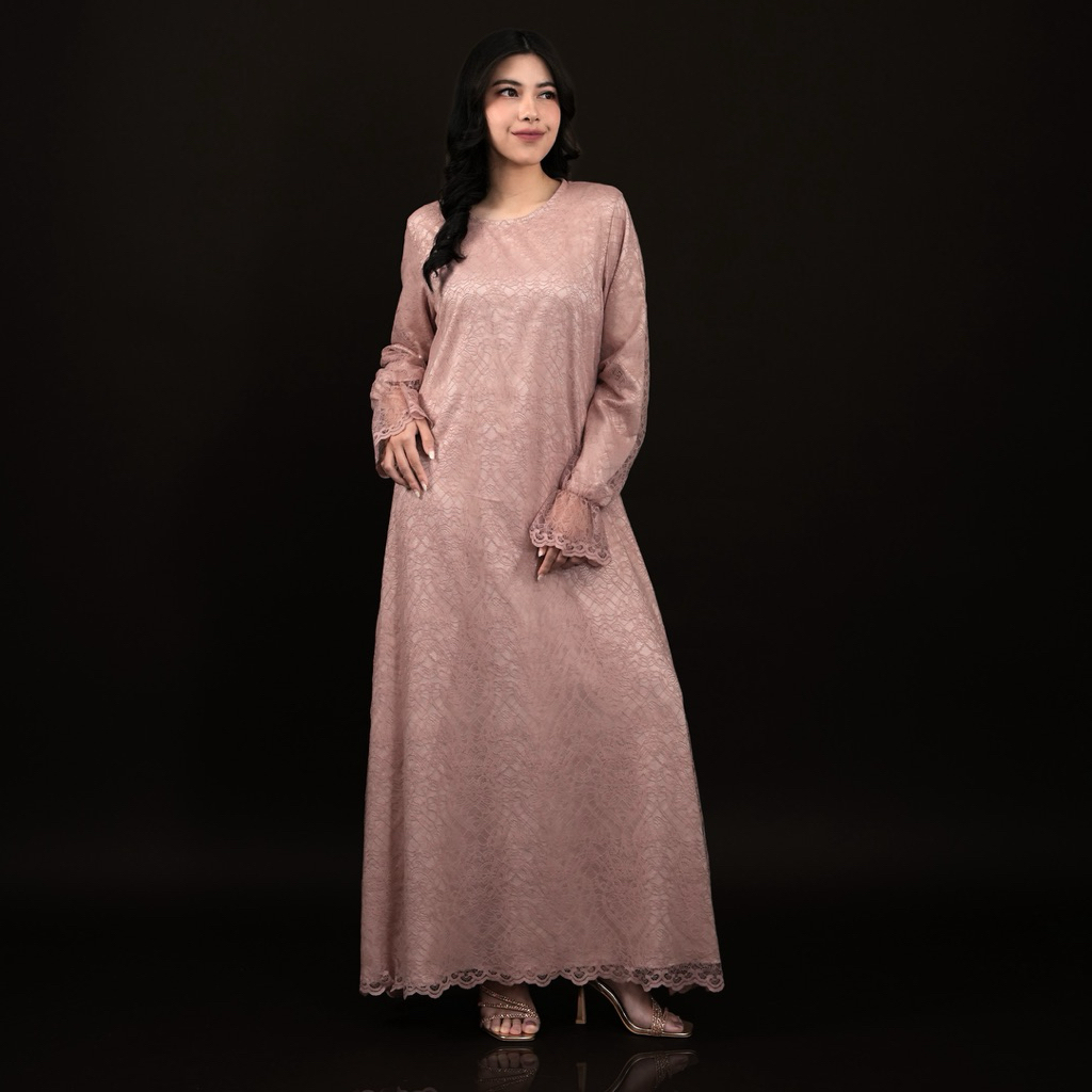 KATAQILA GAMIS INNER PREMIUM BROKAT CHANTILLY “CLARA” DUSTY PINK
