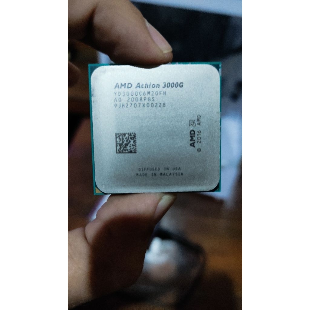 Prosesor AMD Athlon 3000G second