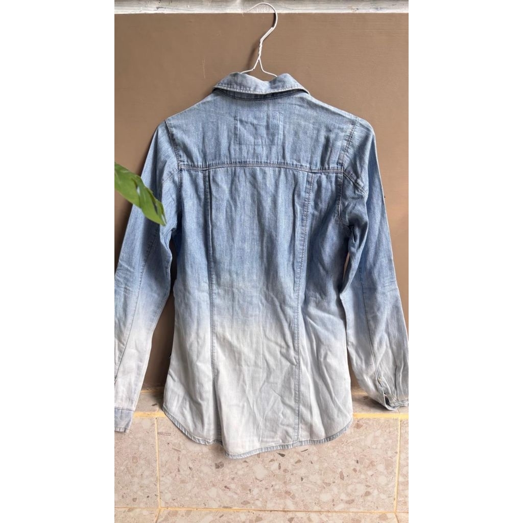 kemeja branded C2 denim preloved