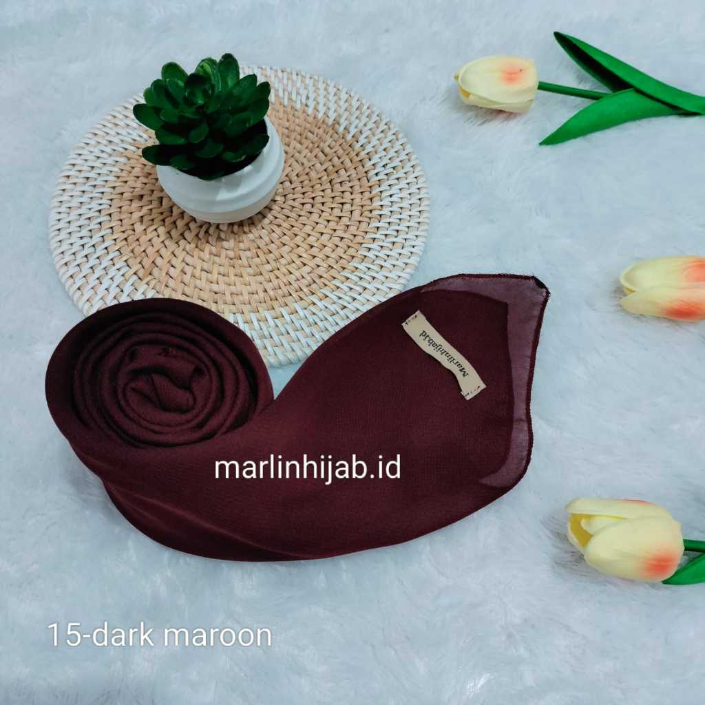 Bella square jilbab segi empat premium hijab anti letoy Lembut Nyaman Dipakai (Code,15 - Dark Maroon