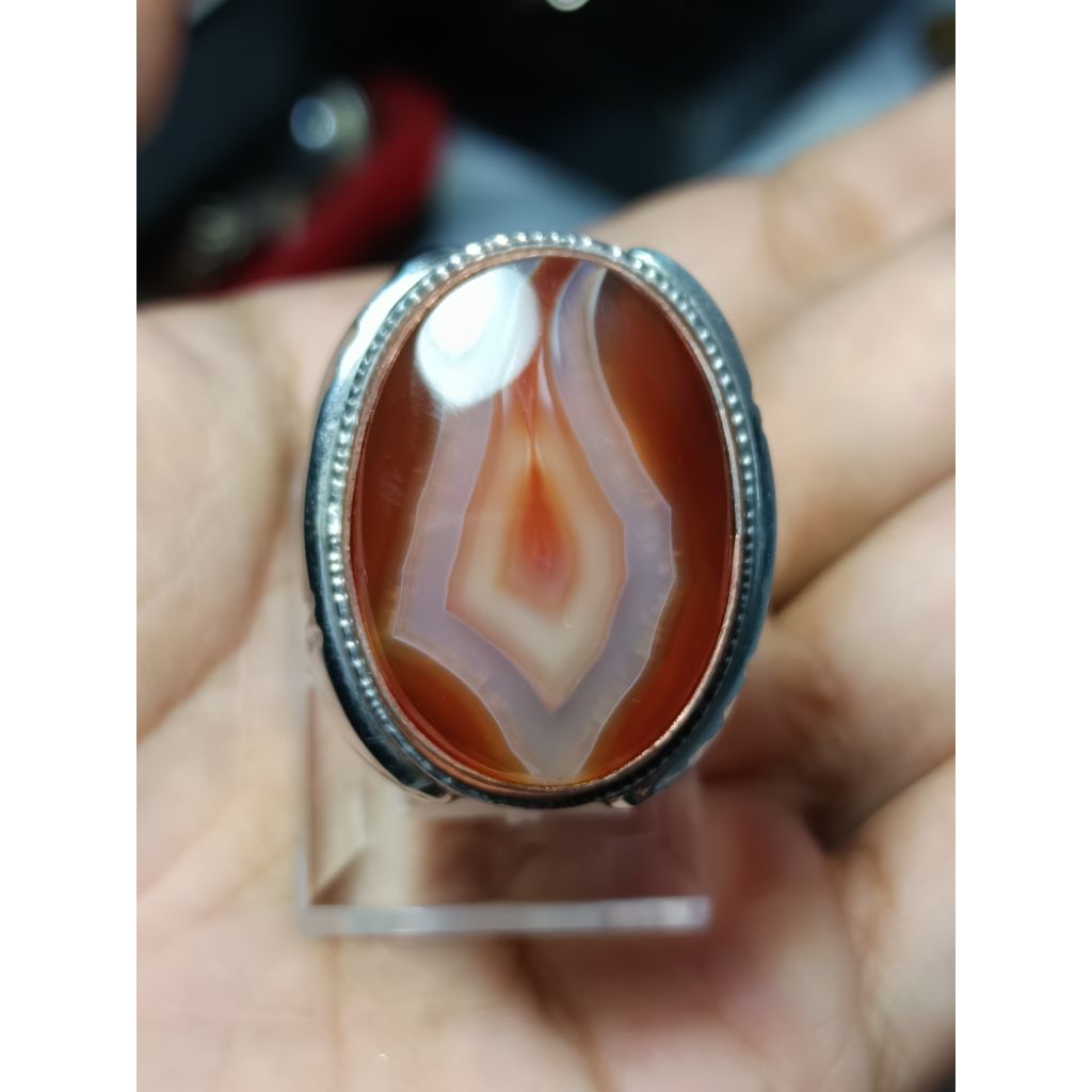 Cincin akik sulaiman merah motif kantong semar antik