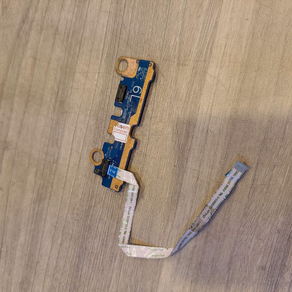 Tombol klik kanan kiri touchpad HP 14-CM0006AU kondisi second masih bagus