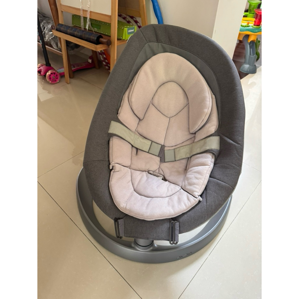 preloved nuna leaf grow bouncer