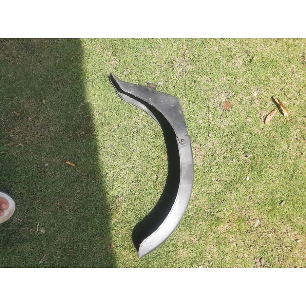 spakbor belakang suzuki A100 econos